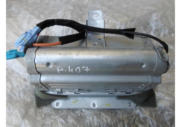 подушка безпеки Peugeot 407,1.6hdi